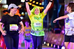 BIB: 50389, 50311, 50401
                            <button type="button" onclick="openModal(21804021)" class="btn btn-primary btn-sm float-right btn-popup" data-toggle="modal" data-target=".modal-high-quality">
                        <i class="fas fa-shopping-cart"></i> Add to Cart
                    </button>
                                            <button type="button" onclick="isThisMe(21804021, true)" class="btn btn-success btn-sm float-right btn-popup btn-isme hidden" data-toggle="tooltip" data-placement="bottom" title="นี่คือรูปของคุณใช่ไหม คลิกที่นี่เพื่อเอาเข้าอัลบั้ม">
                        <i class="fas fa-plus"></i> Add to album
                    </button>
                    <button type="button" onclick="isThisMe(21804021, false)" class="btn btn-warning btn-sm float-right btn-popup btn-isnotme hidden">
                        <i class="fas fa-ban"></i> Remove from album
                    </button>